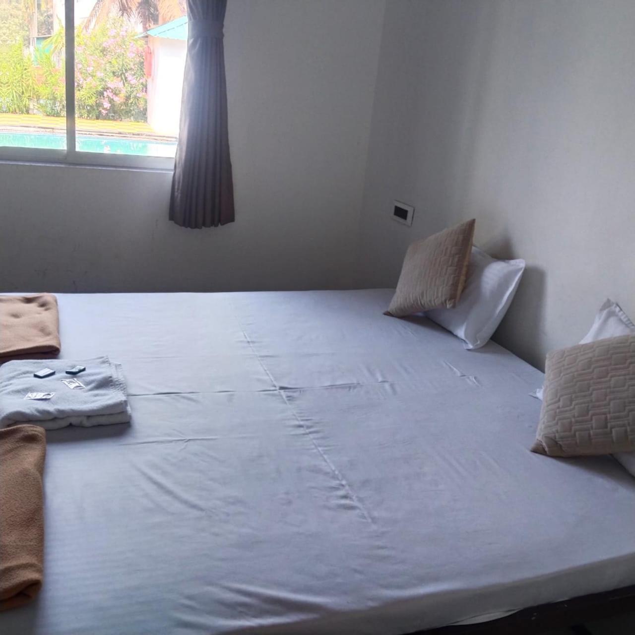 Scarlet Resort Алибаг Екстериор снимка